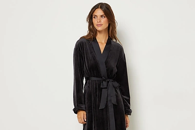 Prancūziškos Kalėdos: kokios dovanos populiariausios? / „ETAM“ nuotr.