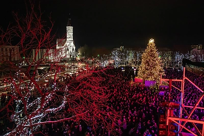 Šiaulių eglės įžiebimo šventė / Rolando Parafinavičiaus nuotr.