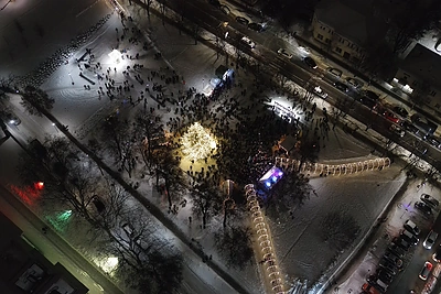 Biržų Kalėdų eglės įžiebimas / Biržų rajono savivaldybės nuotr.