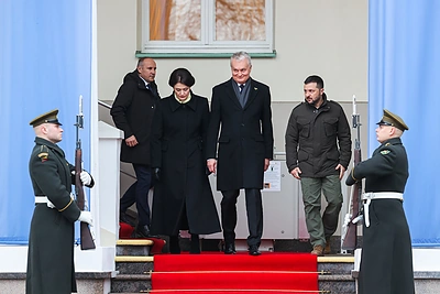 Diana Nausėdienė, Gitanas Nausėda, Volodymyras Zelenskis / Pauliaus Peleckio / BNS nuotr.