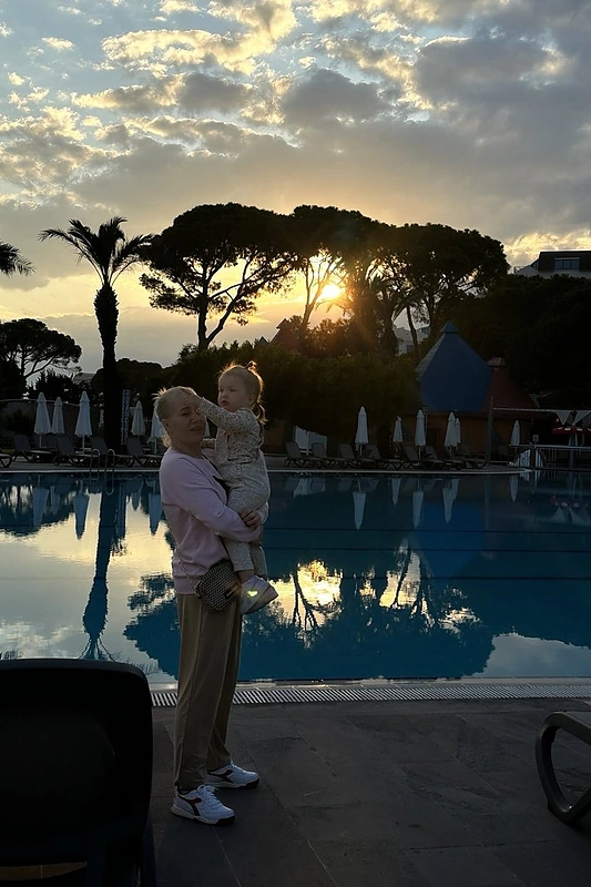 Elenos Puidokaitės-Bruzgulienės atostogos su vaikais / Asmeninio albumo nuotr.