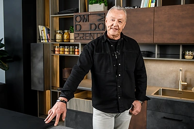 Saulius Siparis televizijos laidoje „Virtuvės istorijos“ / Tomo Petrovskio nuotr.