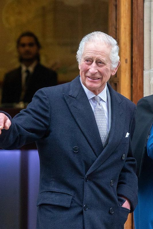 Britų karalius Karolis III paleika ligoninę / Vida Press nuotr.