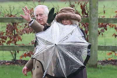 Vėžiu sergantis karalius Charlesas III – vėl viešumoje: nepraleido sekmadienio tradicijos