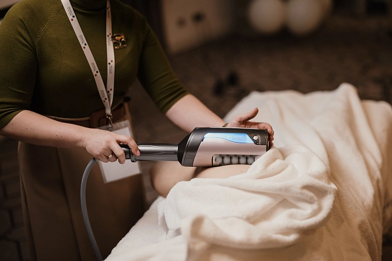 Lietuvoje grožio industrijos atstovės pristatytas „Endospheres Evolution“ / „Baltic lasers“ nuotr.