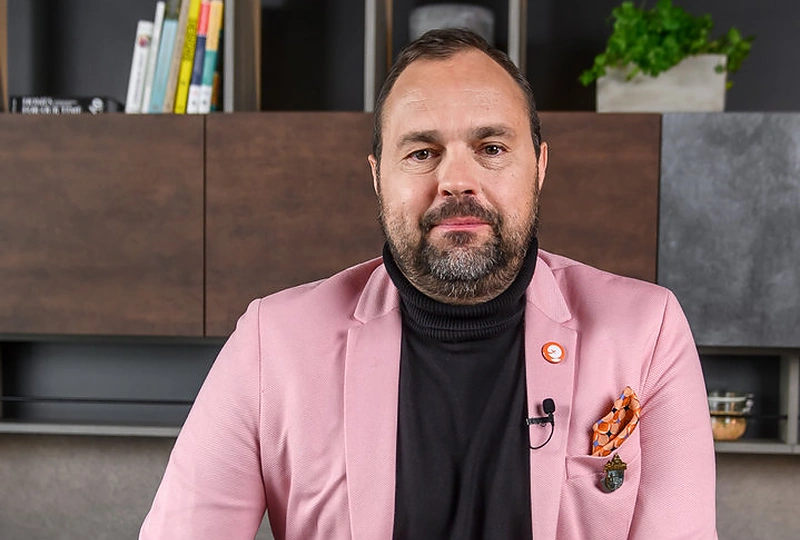 Jogaila Morkūnas laidoje „Virtuvės istorijos“ / Tomo Petrovskio nuotr.