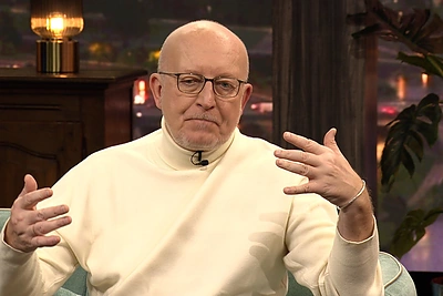 A.Valinskas – apie „Auksinius svogūnus“ ir kuriozinį pliaukštelėjimą per užpakalį ne tai Širinskienei