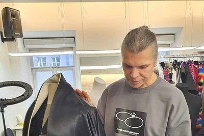 Juozas Statkevičius savo ateljė / LNDT nuotr.