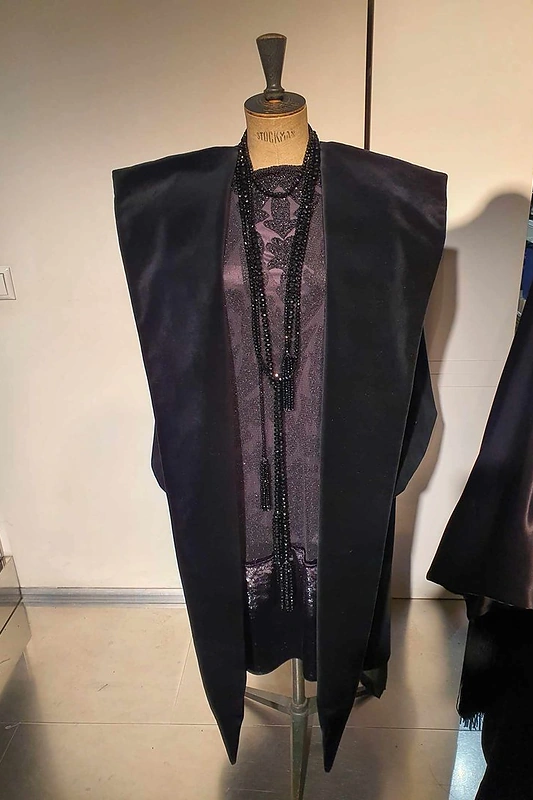 Spektaklio „Viktoras, arba Vaikai valdžioje“ kostiumas / LNDT nuotr.