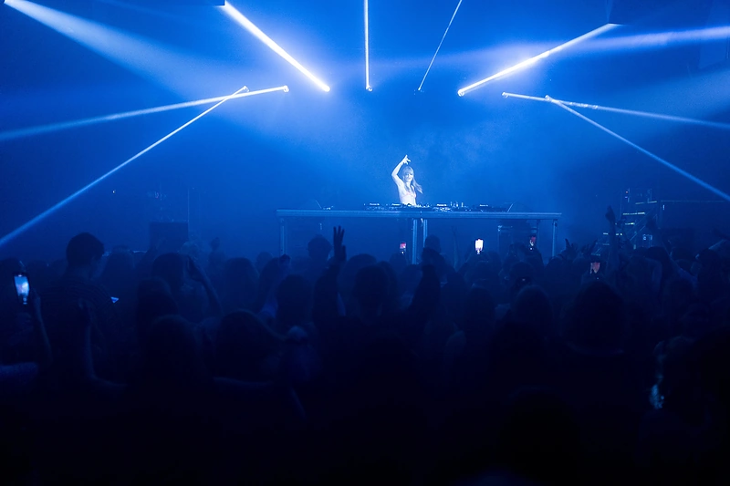 „Måneskin“ narės Victorios pasirodymas „Lofte“ / Irmanto Gelūno / BNS nuotr.