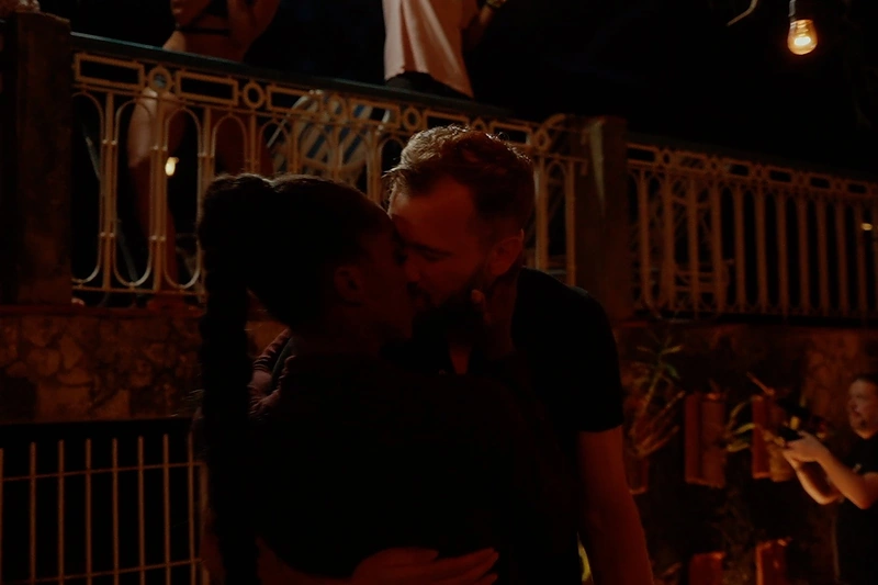 Simas Buterlevičius ir Indira / TV3 stopkadras