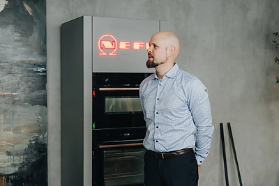 NEFF pavasario atidarymas sušildė žinomus vilniečius / NEFF nuotr.