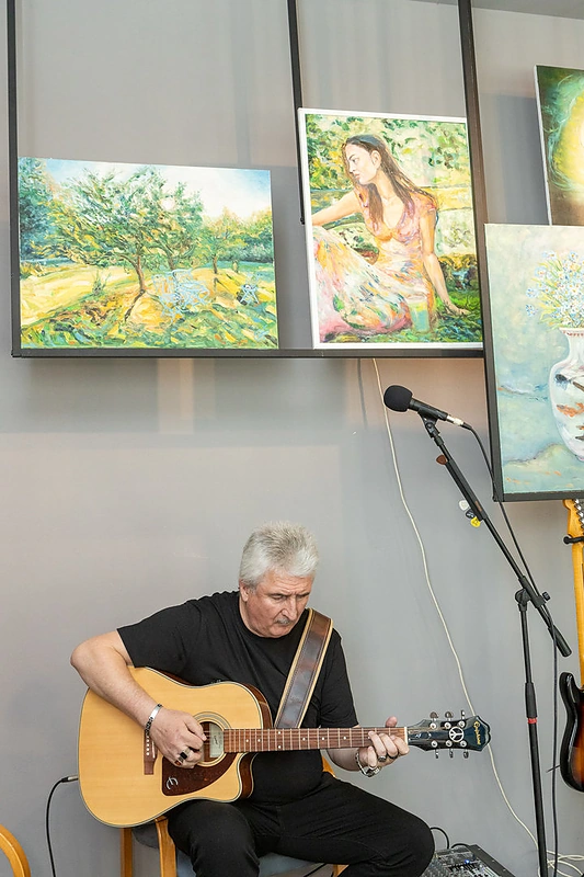 Arinos ir Vytauto Čeplinsko parodos akimirka / Erlendo Bartulio nuotr.