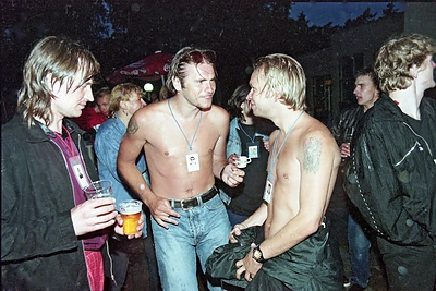 Atsipalaidavę „Nidos“ festivalio dalyviai Žilvinas Žvagulis, Marijonas Mikutavičius, Martynas Starkus / Butauto Barausko nuotrauka