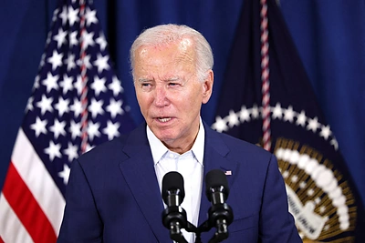 Joe Bidenas traukiasi iš JAV prezidento rinkimų