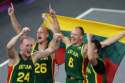 Pergalės akimirkos: Lietuvos 3x3 krepšininkai iškovojo olimpinę bronzą / „Scanpix“ nuotr.