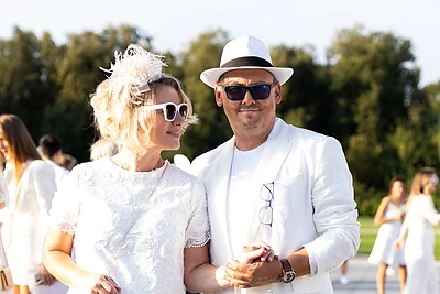 Baltoji vakarienė Vilniuje / Roberto Riabovo / BNS nuotr.