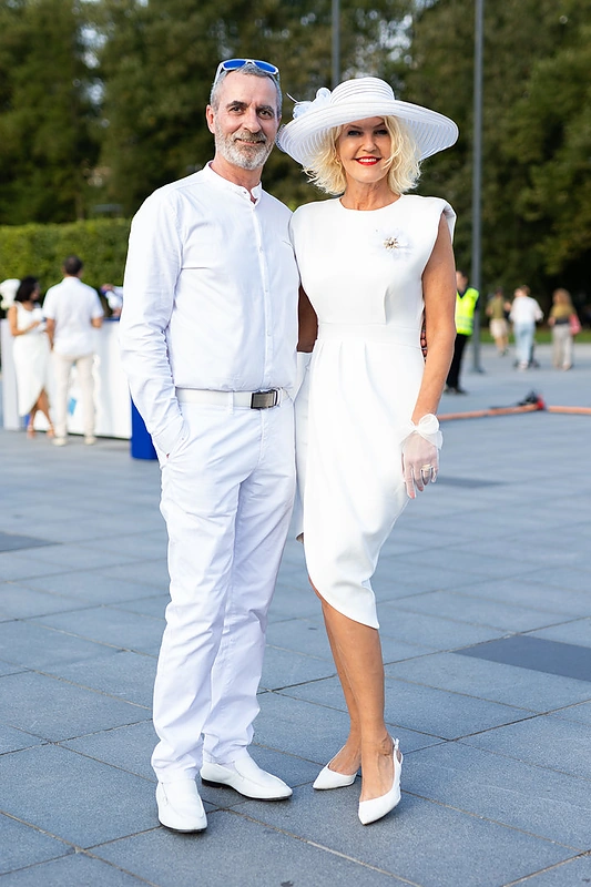 Baltoji vakarienė Vilniuje / Roberto Riabovo / BNS nuotr.