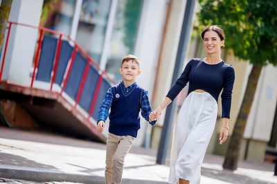 Irūna Puzaraitė su sūnum / Eriko Ovčarenko / BNS nuotr.