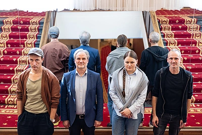 „Rusų kalba išliks, bet teatras bus kitoks“: Vilniaus senasis teatras verčia naują istorijos puslapį