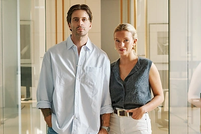 Dainininkas Justinas Jarutis pasipiršo mylimajai Urtei Paryžiuje