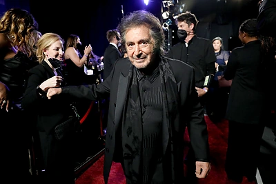 Alas Pacino: kūdikio su 54 metais jaunesne mylimąja susilaukęs kino veteranas nelėtina tempo