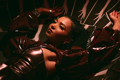 Nombeko Augustė pristato vaizdo klipą / Emilės Dūdonytės nuotr.