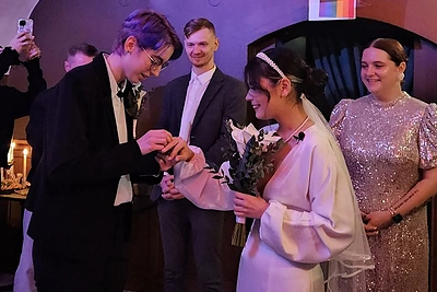Vilniuje susituokė tos pačios lyties pora – Karalina Lebedzeva ir Katsiaryna Maliuka Kim / Asmeninio albumo nuotr.