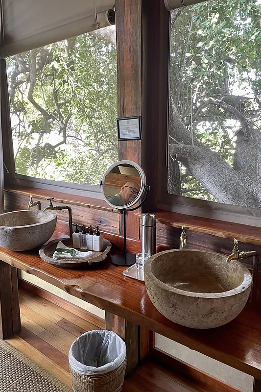 Gitanos Bukauskienės kelionė po Bostvaną / Asmeninio albumo nuotr.