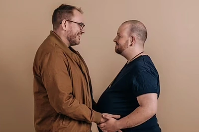 Translytis vyras pagimdė kūdikį: „Buvome per daug šokiruoti“