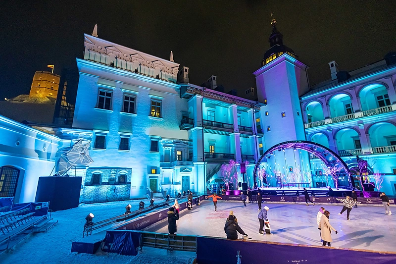 Čiuožykla Valdovų rūmų kieme / Sauliaus Žiūros nuotr.