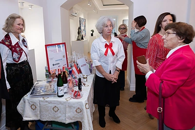 Tarptautinės Kalėdų labdaros mugės pristatymas / Roberto Riabovo / BNS nuotr.