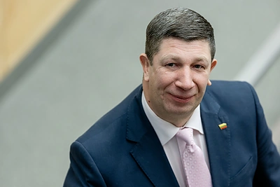 Antanas Nedzinskas pateikė paaiškinimą, dėl ko užkliuvo teisėsaugai: „Duodavau grynais“