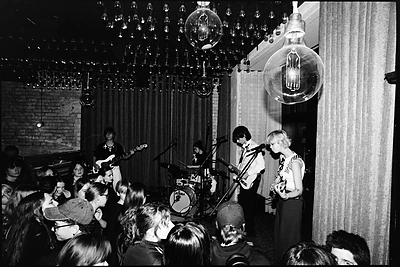 „Daugiakampis, šaltas lietus, zebras, chaosas”, – apie savo muziką sako grupė „AKTU”