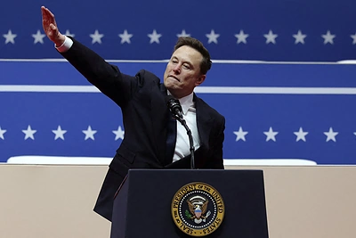 E.Musko gestas sukėlė tikrą reakcijų audrą: priminė nacių pasisveikinimą