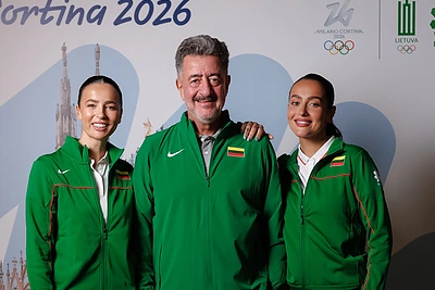 Karolina Meschino su tėvais / Elvio Žaldario nuotr.