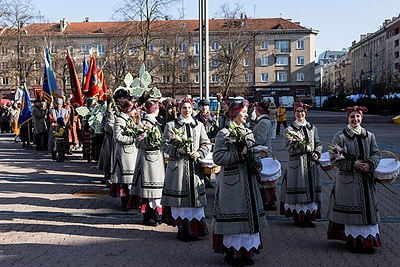 Kaziuko mugės eisena Gedimino prospektu / Pauliaus Peleckio / BNS nuotr.