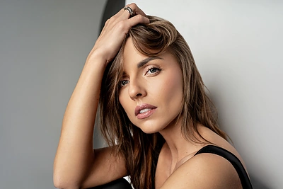 Vaidos Poderytės-Bernatavičės grožio paslaptys, arba kodėl mamai dėkoja už riebią veido odą