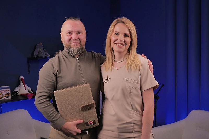 Vladas Linauskas su tinklalaidės „Gando lizdas“ vedėja Ieva Girdvainiene / Pranešimo autorių nuotr.