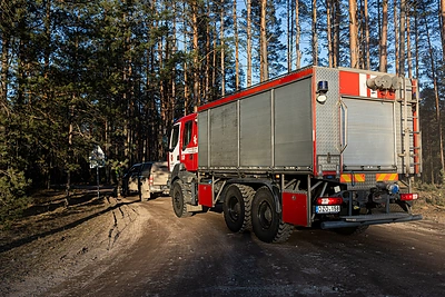 Technika vykstanti į nelaimės Pabradės poligone vietą / Pauliaus Peleckio / BNS nuotr.