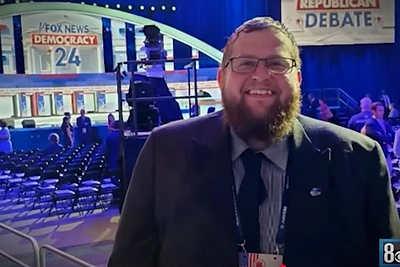 Loganas Giffordas / Stop kadras