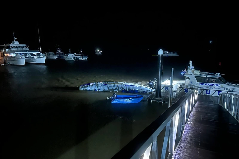 Aurimo Mockaus „Kuršis“ atgabentas į prieplauką / A.Mockaus feisbuko paskyros nuotr.