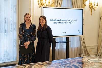 Švietimas ir emocinė gerovė: kas už tai atsakingas?