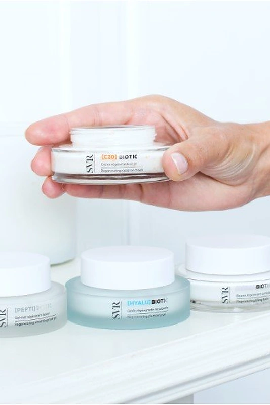 Specialistės atskleidė, ką „valgo“ oda: kai kurios medžiagos gali nustebinti / „Medicinos strategija“ nuotr.