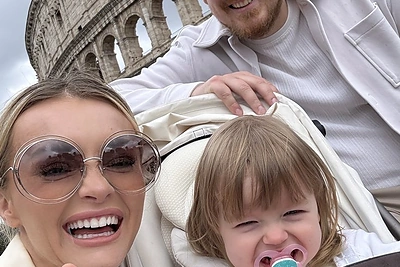 Ugnė Siparė su šeima / Asmeninio albumo nuotr.