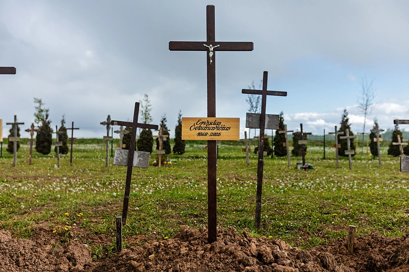 Ervydo Čekanavičiaus kapas / Eriko Ovčarenko / BNS nuotr.