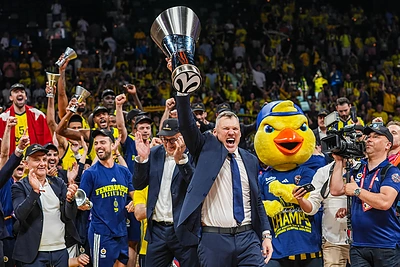 Šaras – Eurolygos čempionas! „Fenerbahče“ triumfavo finale