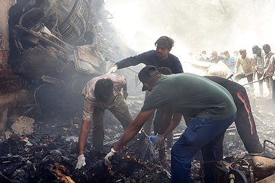Ahmedabade sudužo lėktuvas / AFP/„Scanpix“