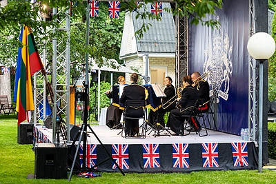 Didžiosios Britanijos Karaliaus gimtadienio šventė Jungtinės Karalystės ambasadorės rezidencijoje / Pauliaus Peleckio / BNS nuotr.
