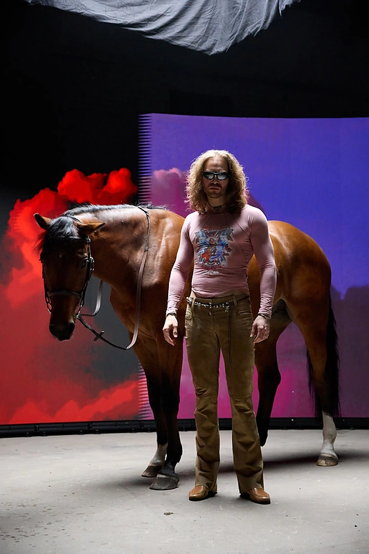 Gabrielius Vagelis pristato klipą „Ženklai“ / Maksim Afanasjev nuotr.